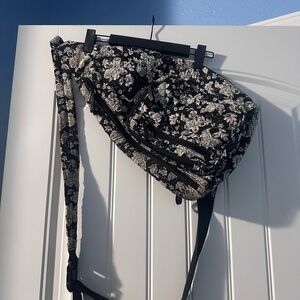 VERS BRADLEY Floral Black and White Crossbody Bag